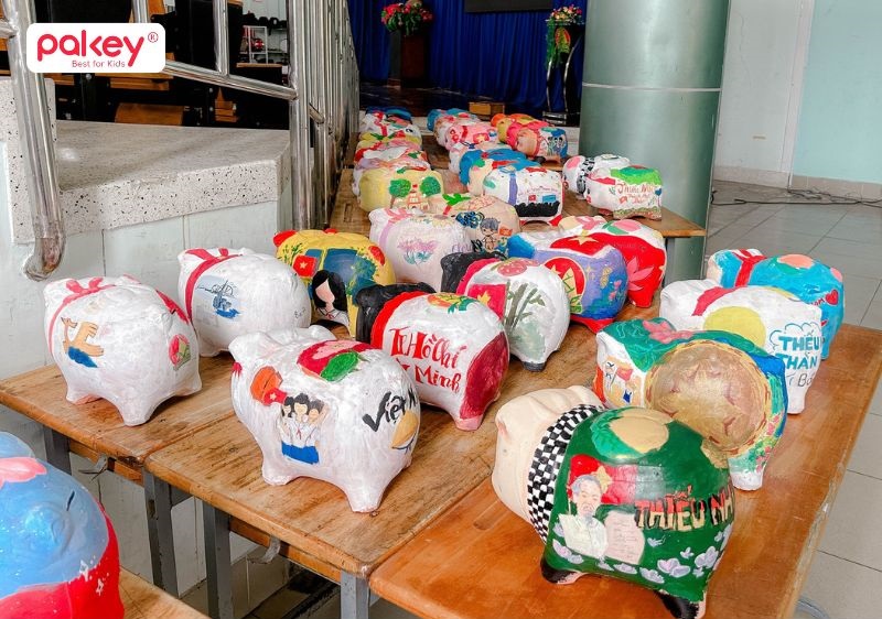 Mẫu trang trí heo đất đẹp và độc đáo