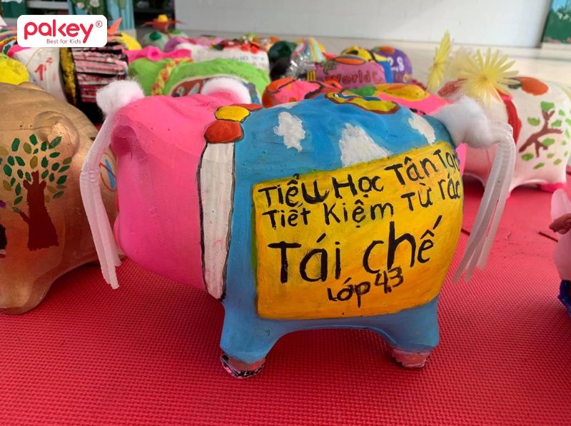 Mẫu trang trí heo đất đẹp và độc đáo