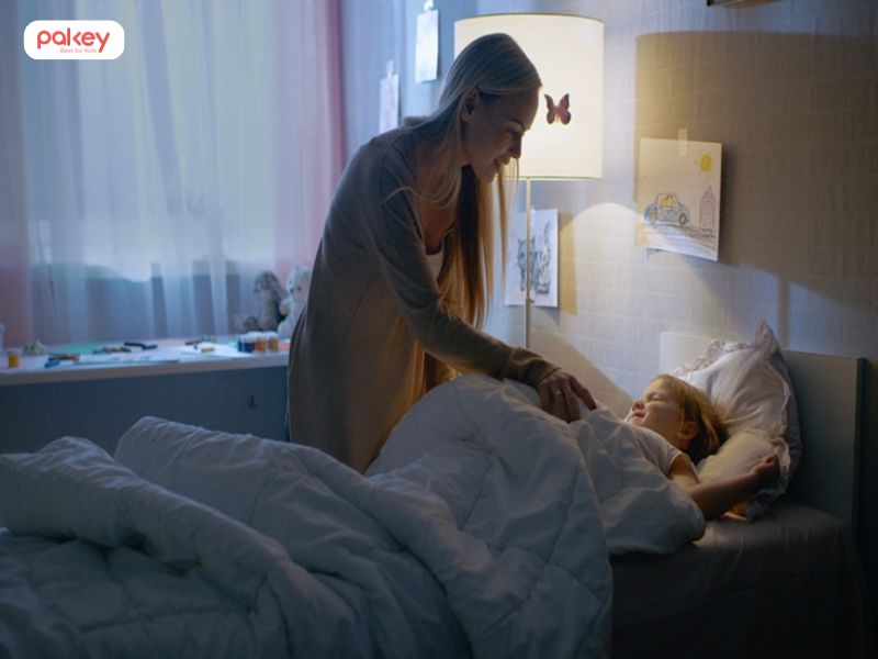 Trẻ bị mộng du: Nguyên nhân, triệu chứng và cách xử lí