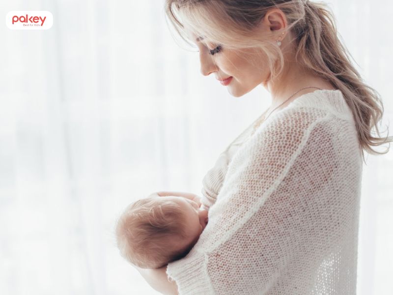 Trẻ sơ sinh bị giật chân tay khi ngủ có đáng lo không? 8 Trẻ sơ sinh bị giật chân tay khi ngủ có đáng lo không?