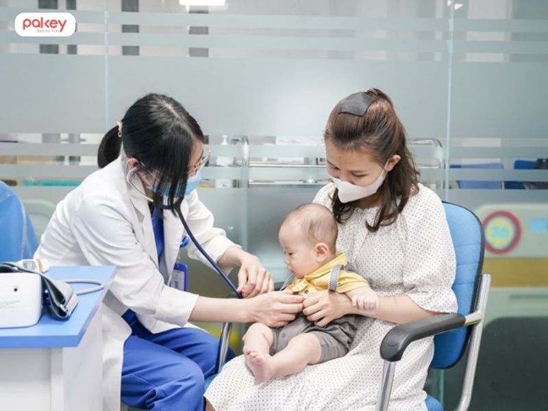 [Giải đáp] Trẻ sơ sinh ngủ ít có sao không?