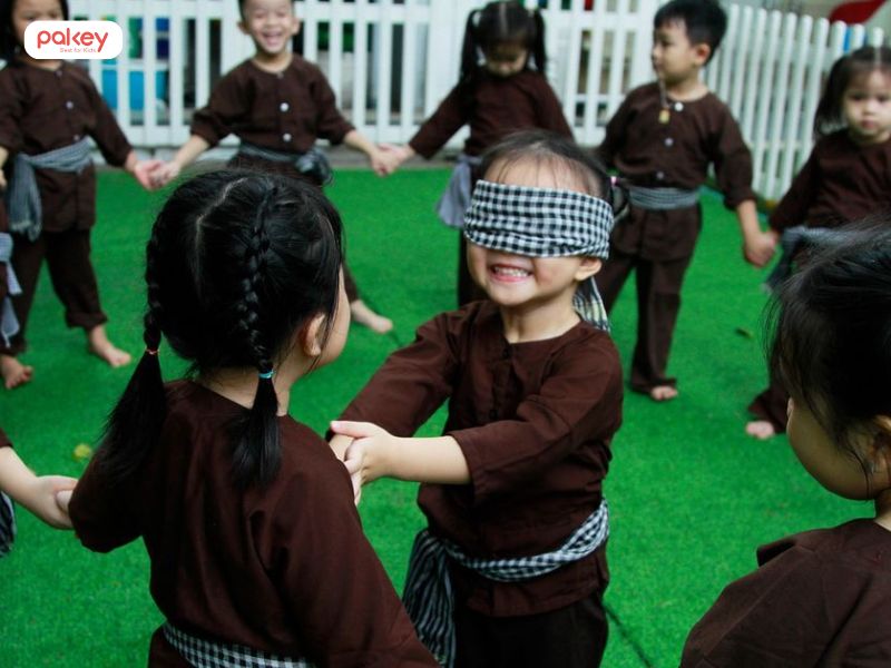 Top 18 trò chơi nguy hiểm với trẻ ba mẹ cần cảnh giác