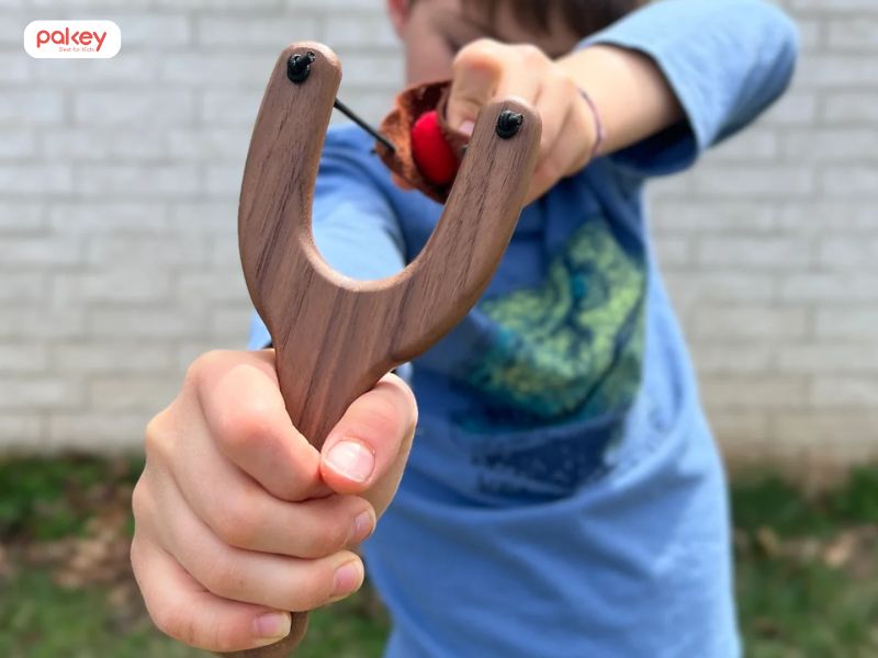 Top 18 trò chơi nguy hiểm với trẻ ba mẹ cần cảnh giác