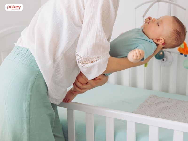 Hướng dẫn mẹ cách đặt trẻ sơ sinh ngủ không giật mình 9 Hướng dẫn mẹ cách đặt trẻ sơ sinh ngủ không giật mình