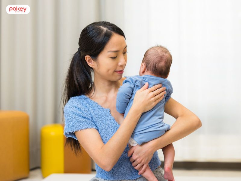 5 cách vỗ ợ hơi cho bé khi ngủ mà không làm bé thức giấc