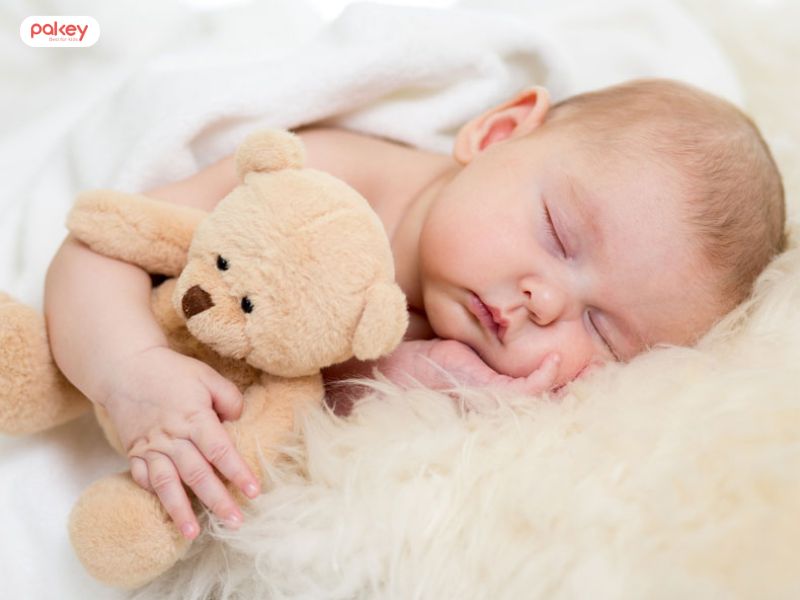 Có nên rung lắc trẻ sơ sinh khi ngủ không?