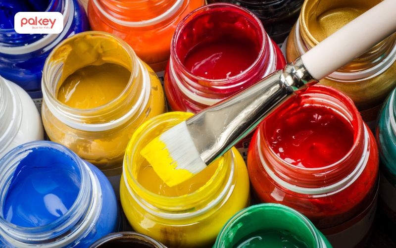 Màu Acrylic là một loại màu vẽ gốc nước được tạo thành từ sự kết hợp giữa bột màu (pigment) và chất kết dính là nhựa acrylic (polymer)