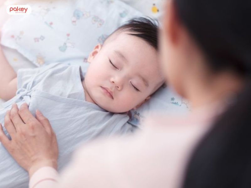 Trẻ em ngã từ trên giường xuống đất và 6 cách phòng tránh