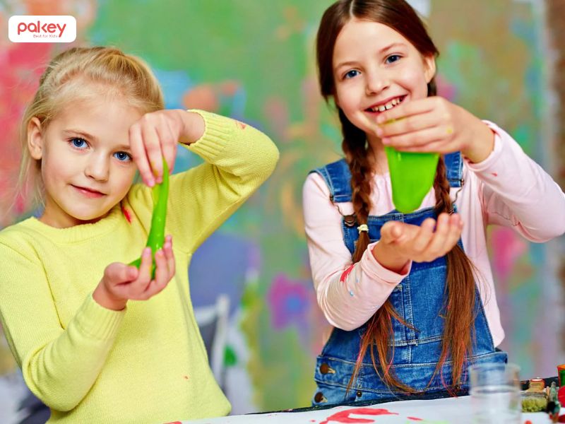 [Giải đáp từ chuyên gia] Đồ chơi slime có độc hại không?