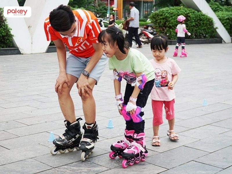 Cách đứng dậy và ngồi xuống
