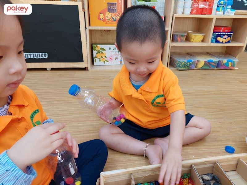 10+ ý tưởng làm đồ chơi mầm non từ chai nhựa đơn giản