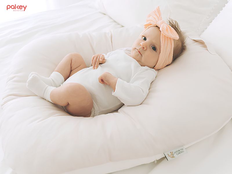 Bé mấy tháng nằm được gối chống trào ngược? 4 Bé mấy tháng nằm được gối chống trào ngược?