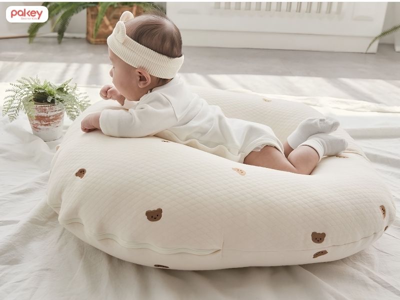 [Giải đáp] Bé ngủ trên gối chống trào ngược có tốt không?