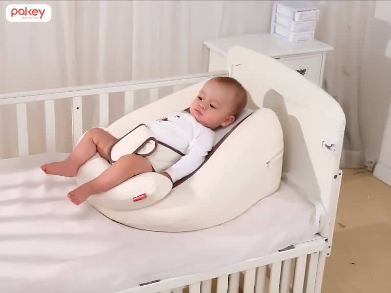 Trẻ nằm gối chống trào ngược có bị gù lưng không? 9 Trẻ nằm gối chống trào ngược có bị gù lưng không?