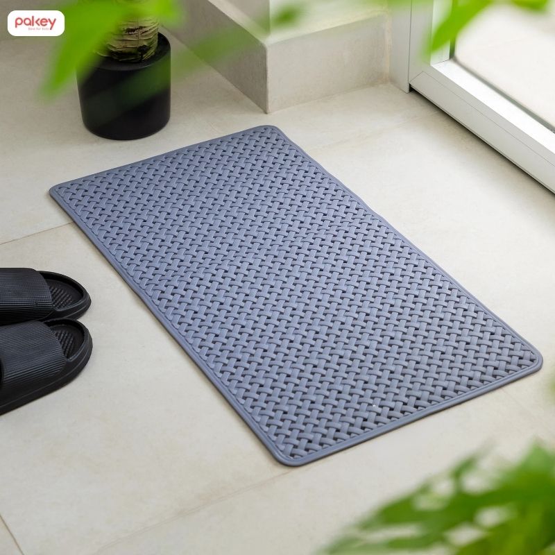 [Giải đáp] Có nên dùng thảm chống trượt nhà tắm?