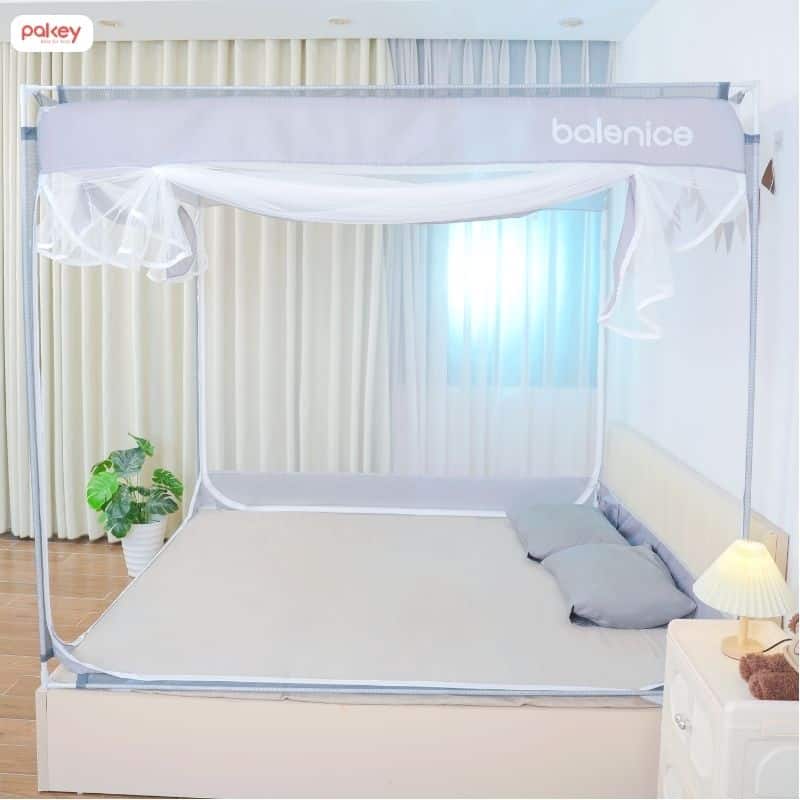 [Giải đáp] Có nên mua màn chống ngã cho bé không?