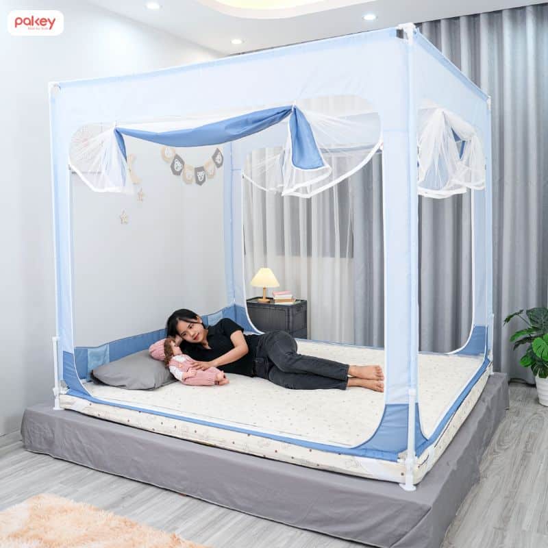 [Giải đáp] Có nên mua màn chống ngã cho bé không?