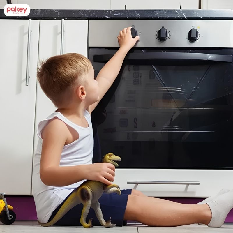 Những nơi trong nhà dễ xảy ra tai nạn với trẻ nhỏ và cách phòng tránh