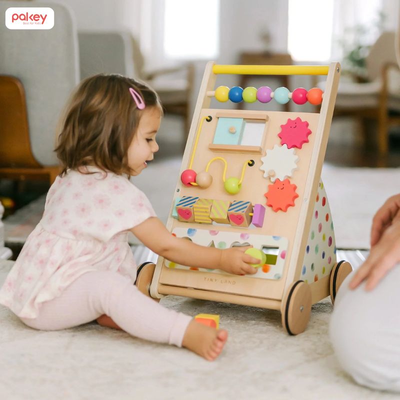[Giải đáp] Xe tập đi bằng gỗ cho bé có tốt không?