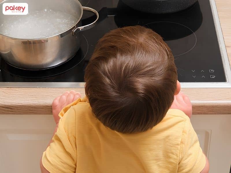 Hướng dẫn cách sơ cứu khi trẻ bị bỏng tại nhà 