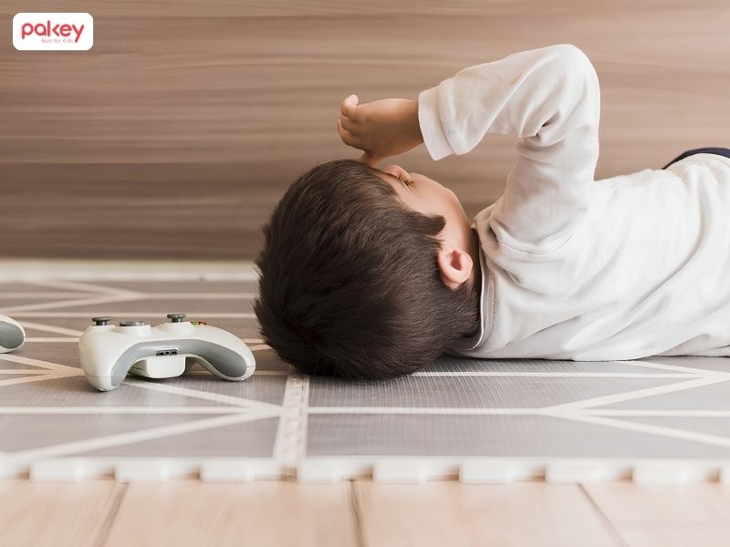 Trẻ bị ngã đập đầu phía sau có nguy hiểm? Khi nào nên đi viện? 8 Trẻ bị ngã đập đầu phía sau có nguy hiểm? Khi nào nên đi viện?
